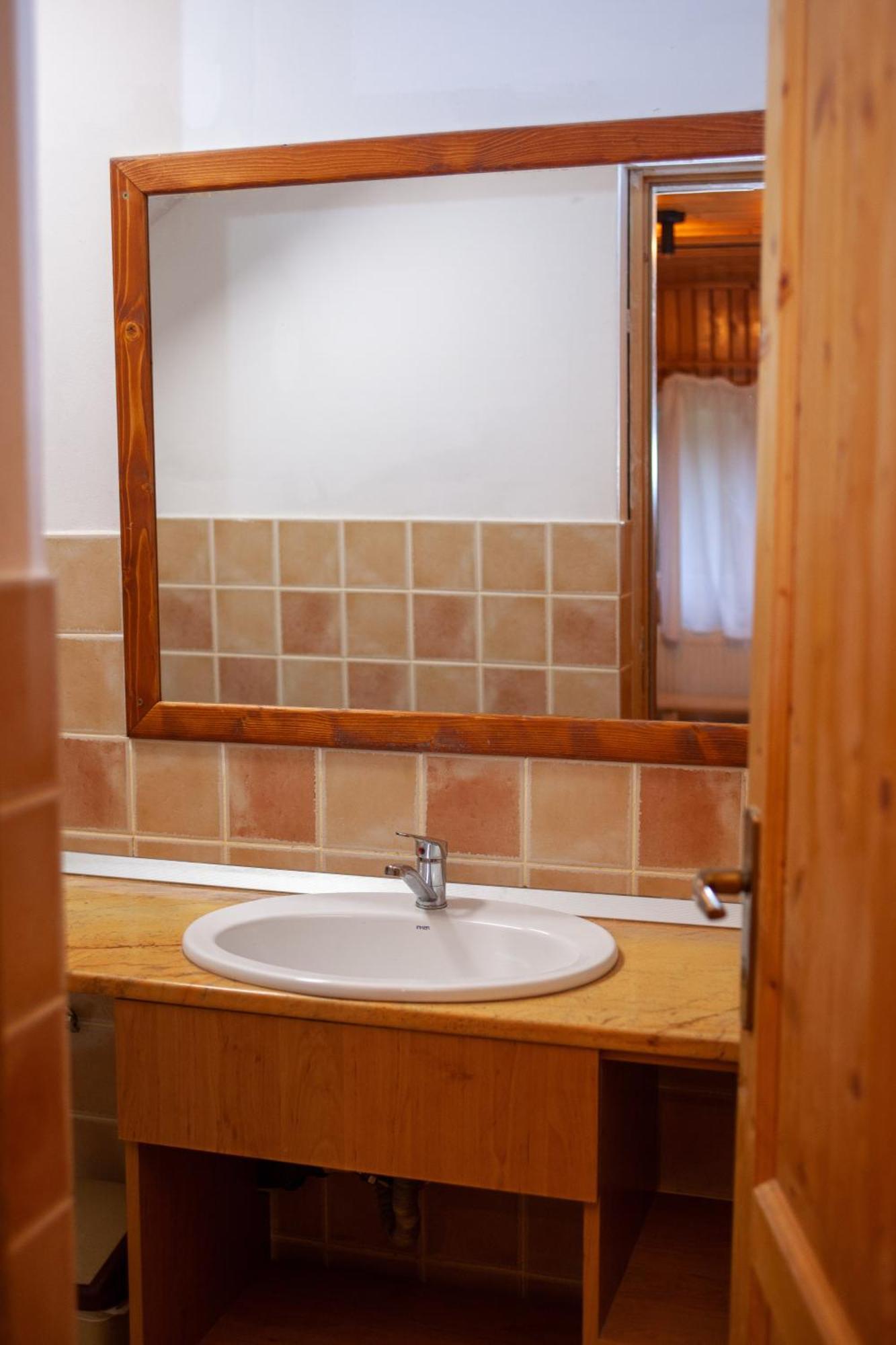 Patru Brazi Lodge *